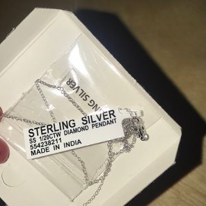 Macy's Jewelry - Macys Diamond Necklace 1/20 CTTW Macy's Jewelry - Macys Diamond Necklace 1/20 CTTW